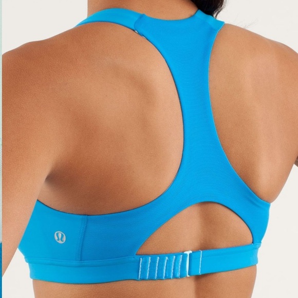 *SOLD* LULULEMON Run: Hook Me Up Bra in 
Beach Blanket Blue / Aquamarine sz 6 - Picture 3 of 7